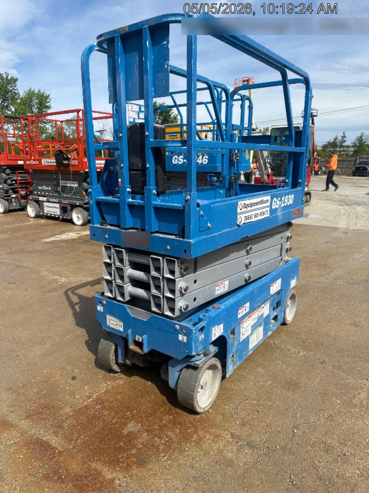 2020 Genie GS-1930 Solid Non Marking Tires, Beacon, Folding rails with half height swing gate