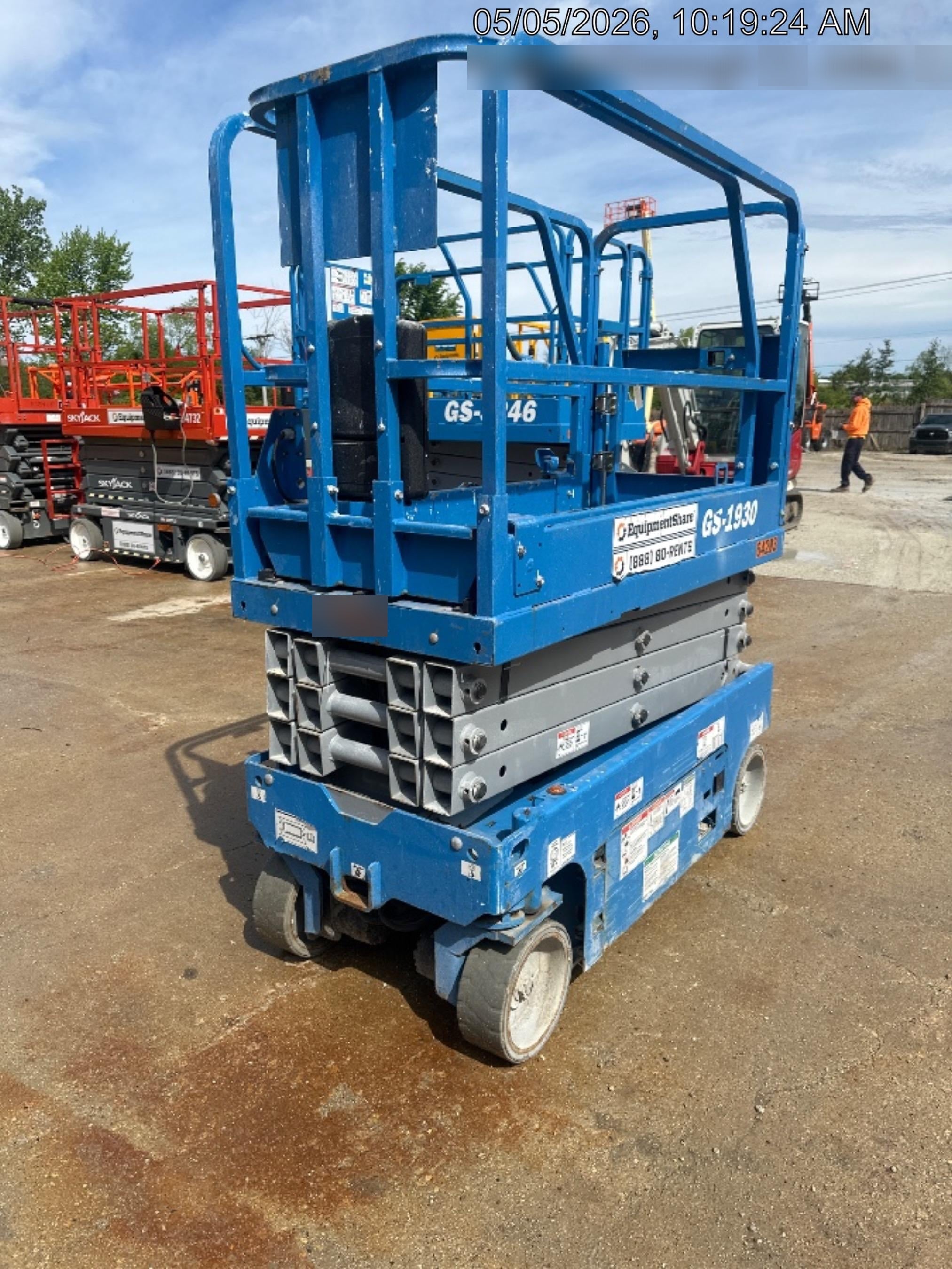2020 Genie GS-1930 Solid Non Marking Tires, Beacon, Folding rails with half height swing gate