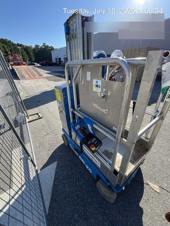 2019 GENIE GR-20