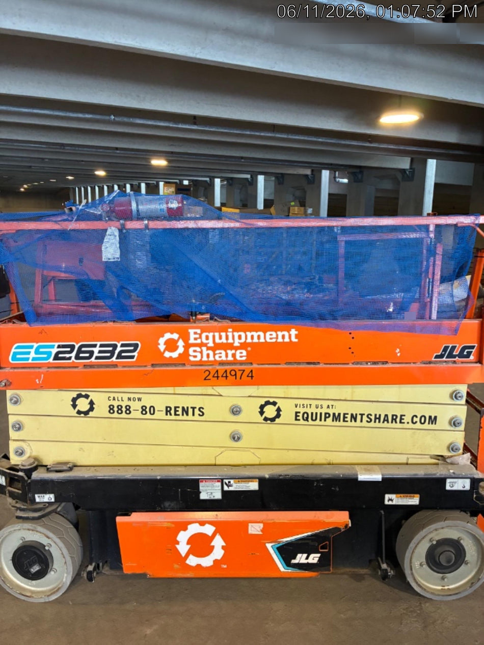 2022 JLG ES2632