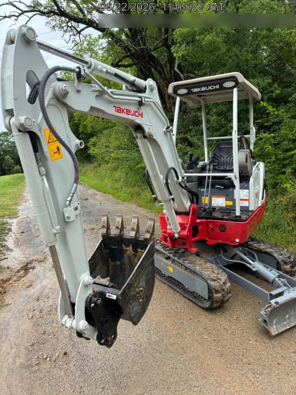 2023 TAKEUCHI TB225R