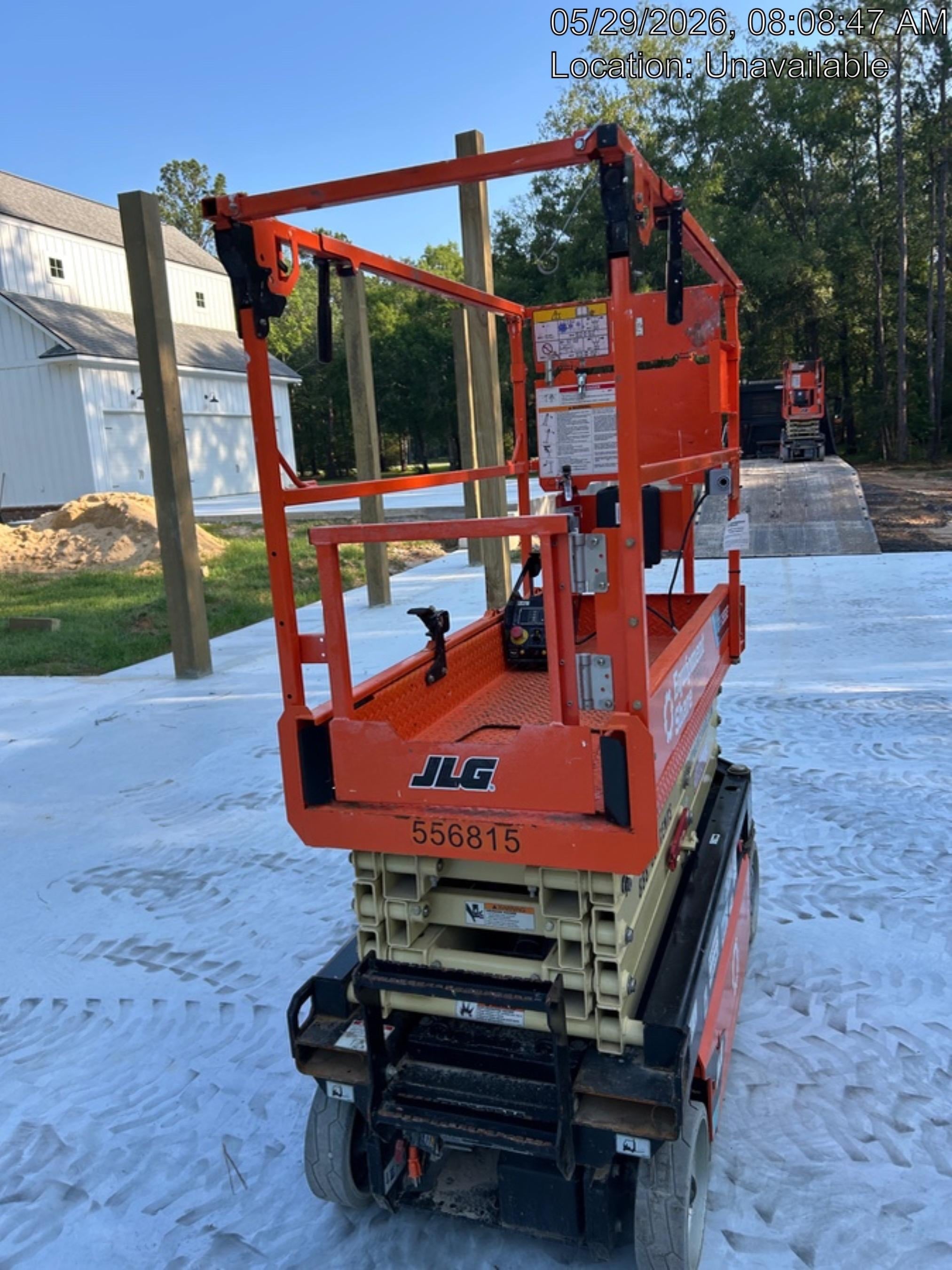2025 JLG ES1932