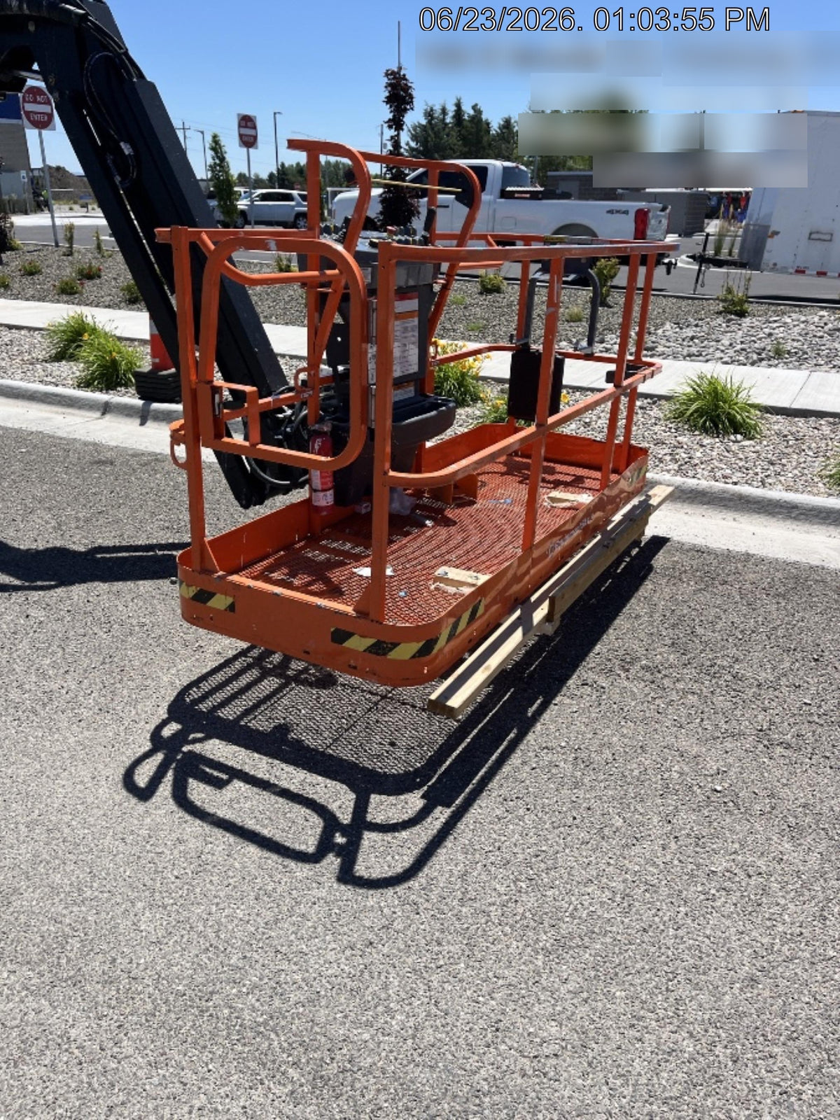 2024 JLG 660SJ