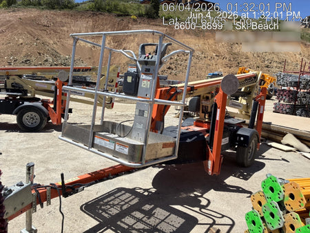 2022 JLG T350