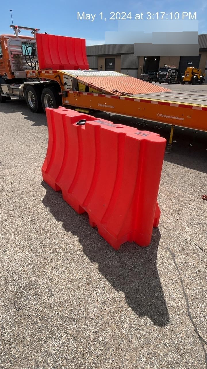 2023 HOUSTON BARRICADE WFB42