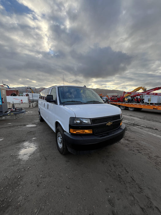 2025 CHEVROLET Express Van - Rental
