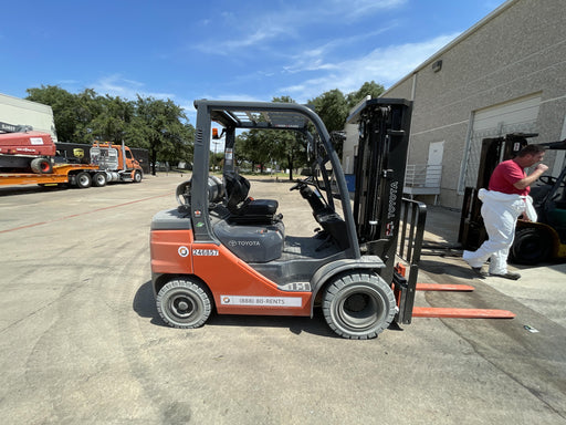 2022 TOYOTA 50-8FGU25