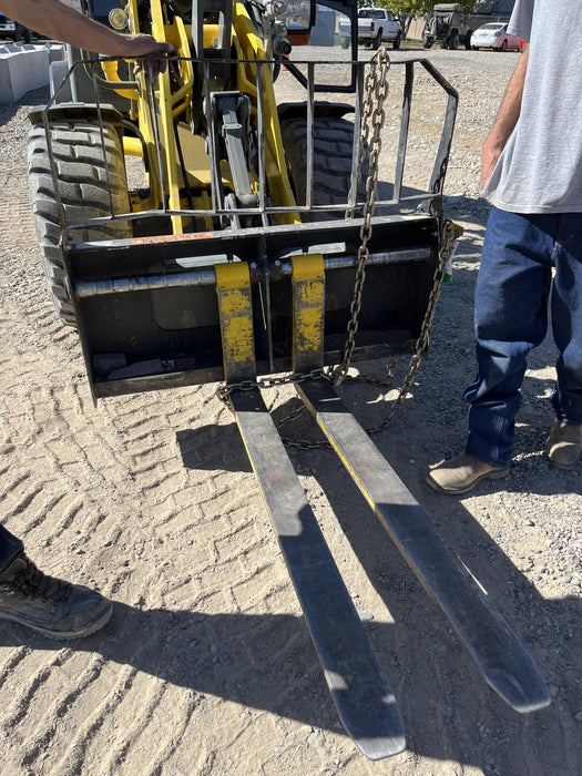 2022 DIGGA 48" Pallet Forks - Digga