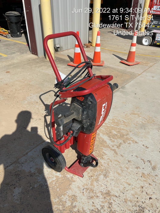 2021 HILTI TE 3000-AVR
