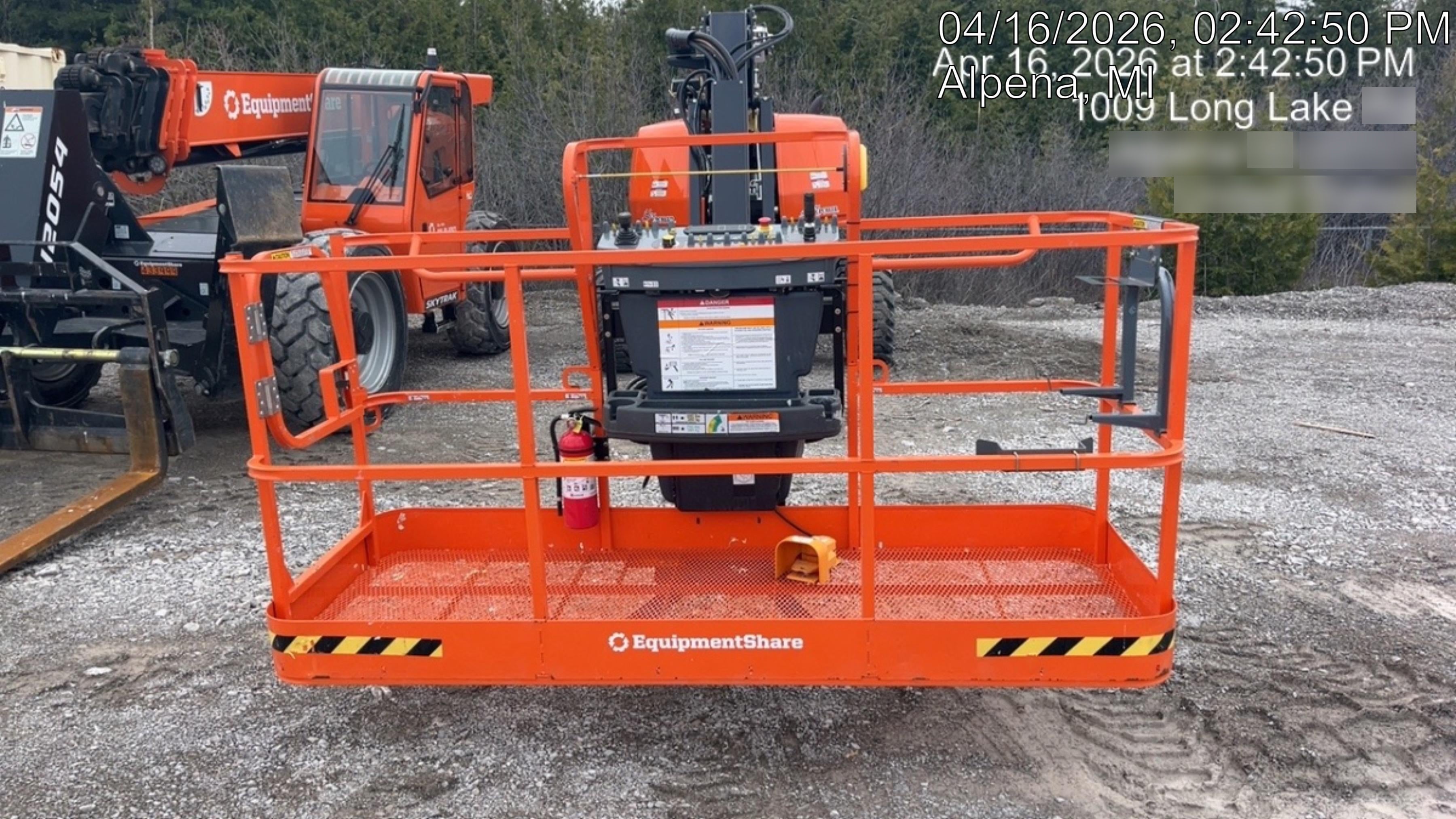 2025 JLG 660SJ