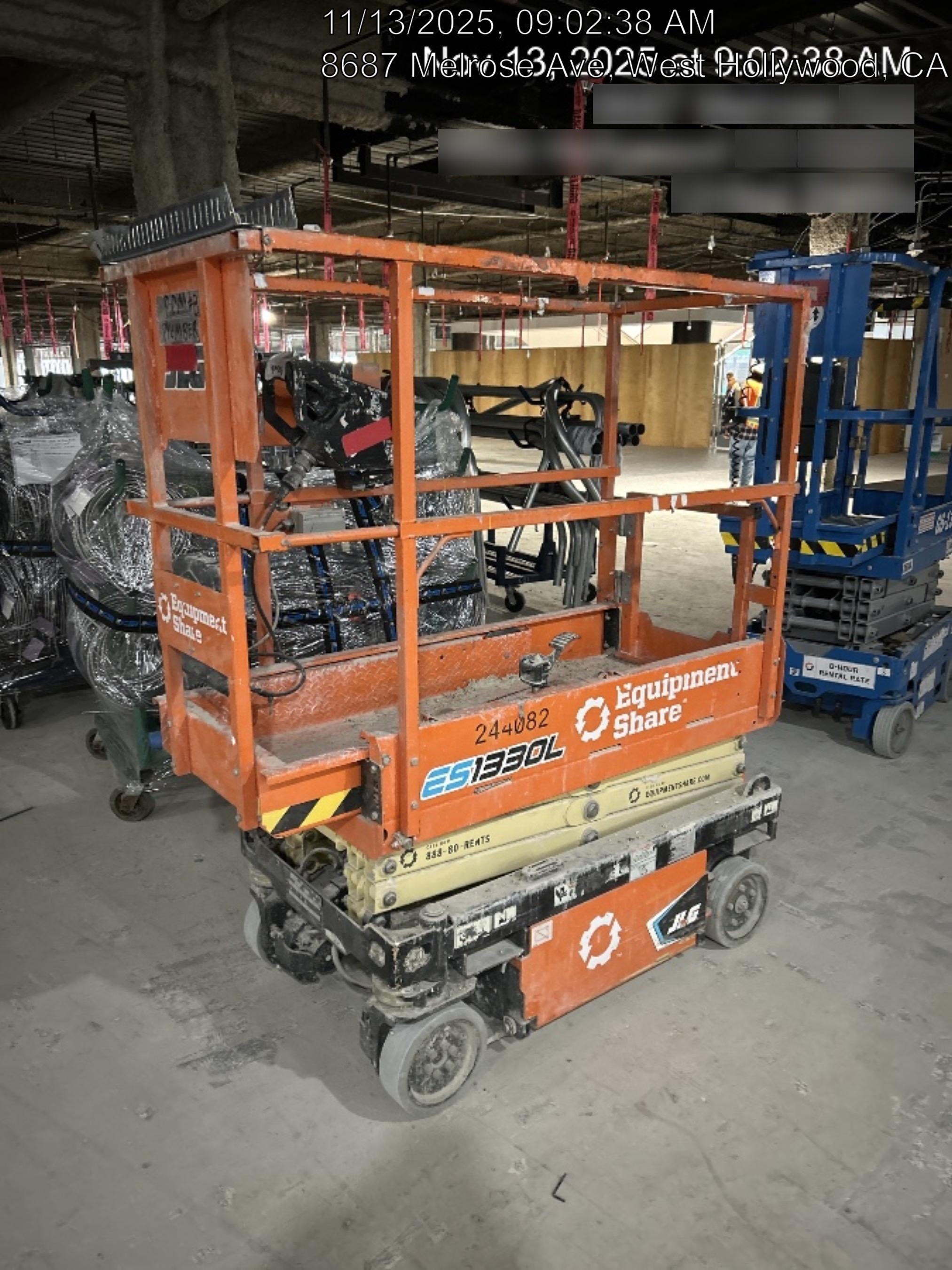 2022 JLG ES1330L