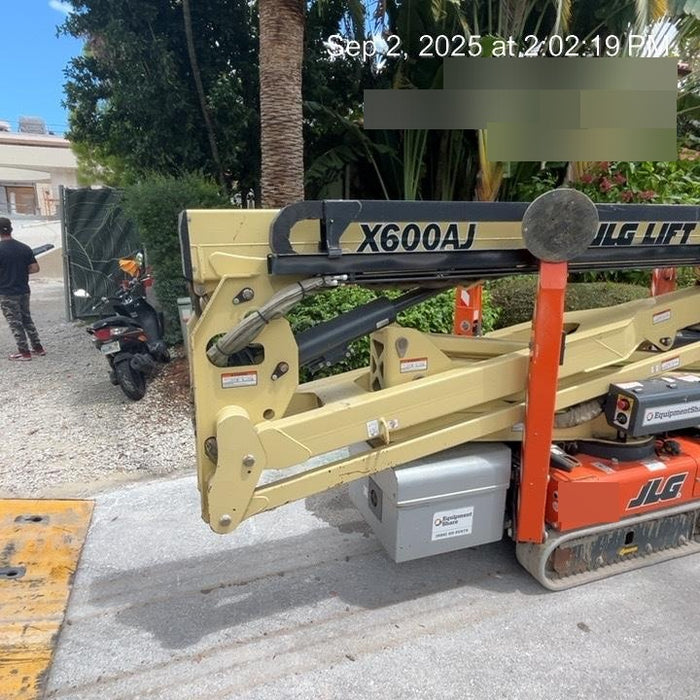 2019 JLG X600AJ