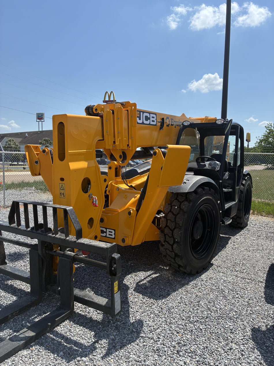 2026 JCB 512-56