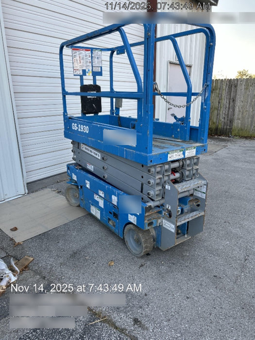 2019 Genie GS-1930 Fixed rails with chain Entry