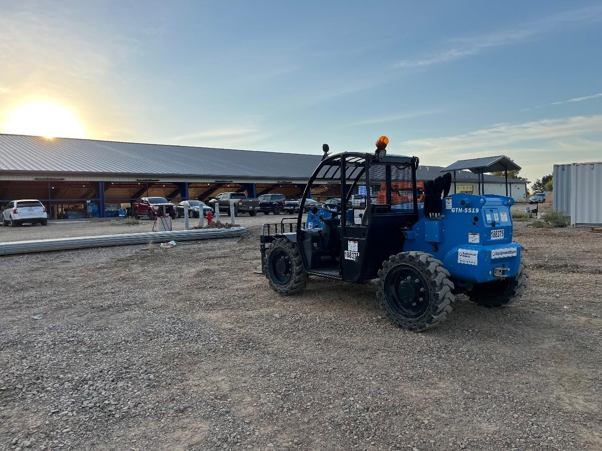 2021 GENIE GTH-5519