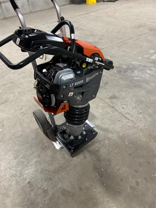 2025 HUSQVARNA LT6005