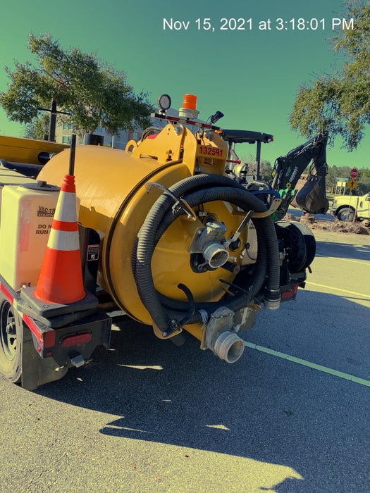 2021 VAC-TRON LP573XDT