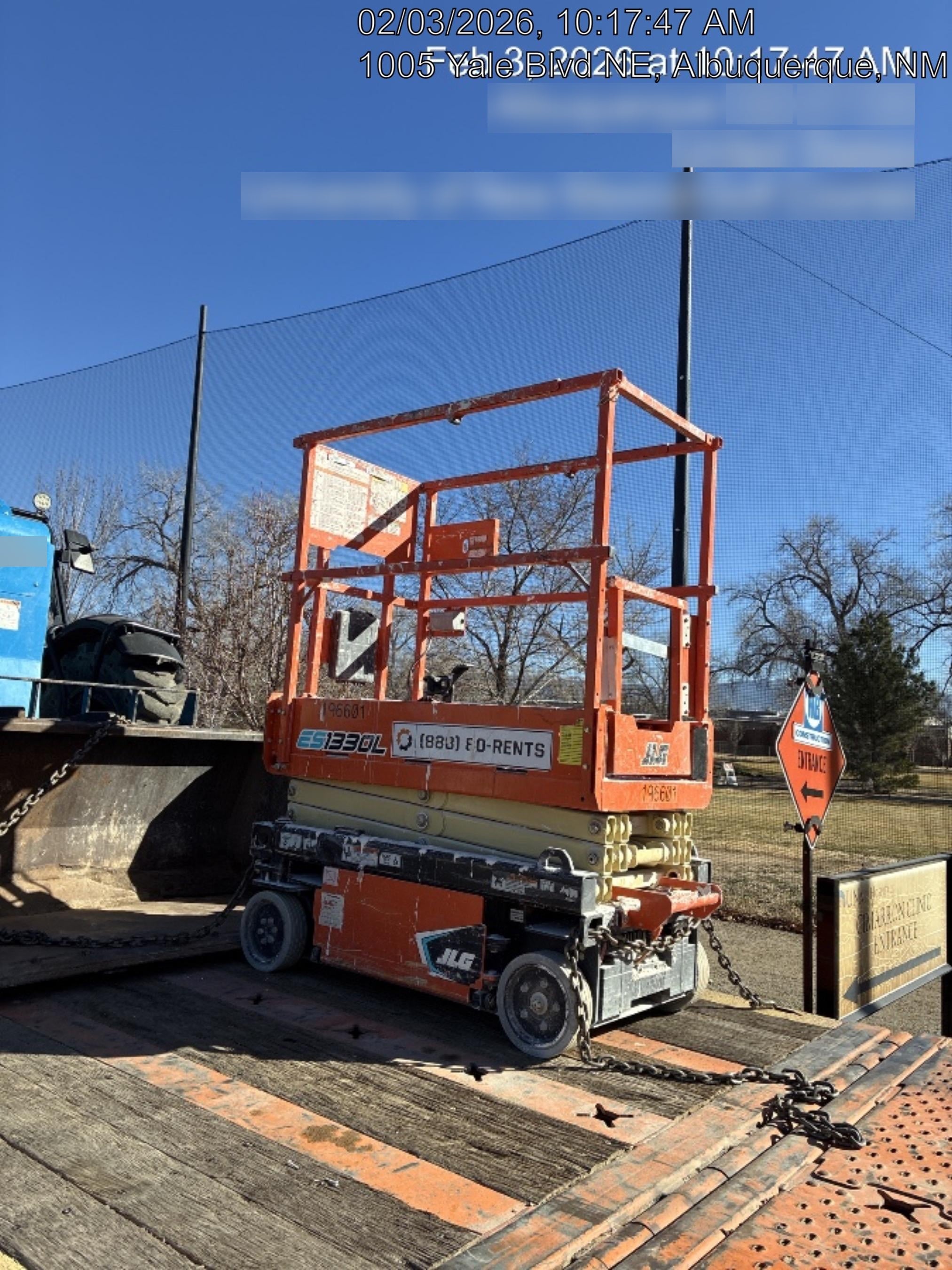 2021 JLG ES1330L