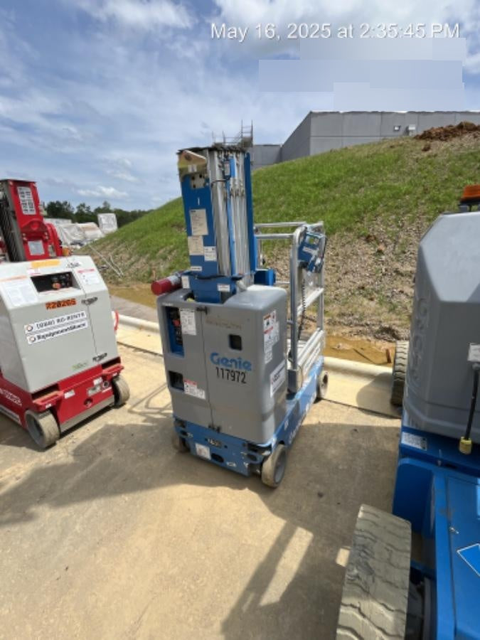 2020 GENIE GR-20