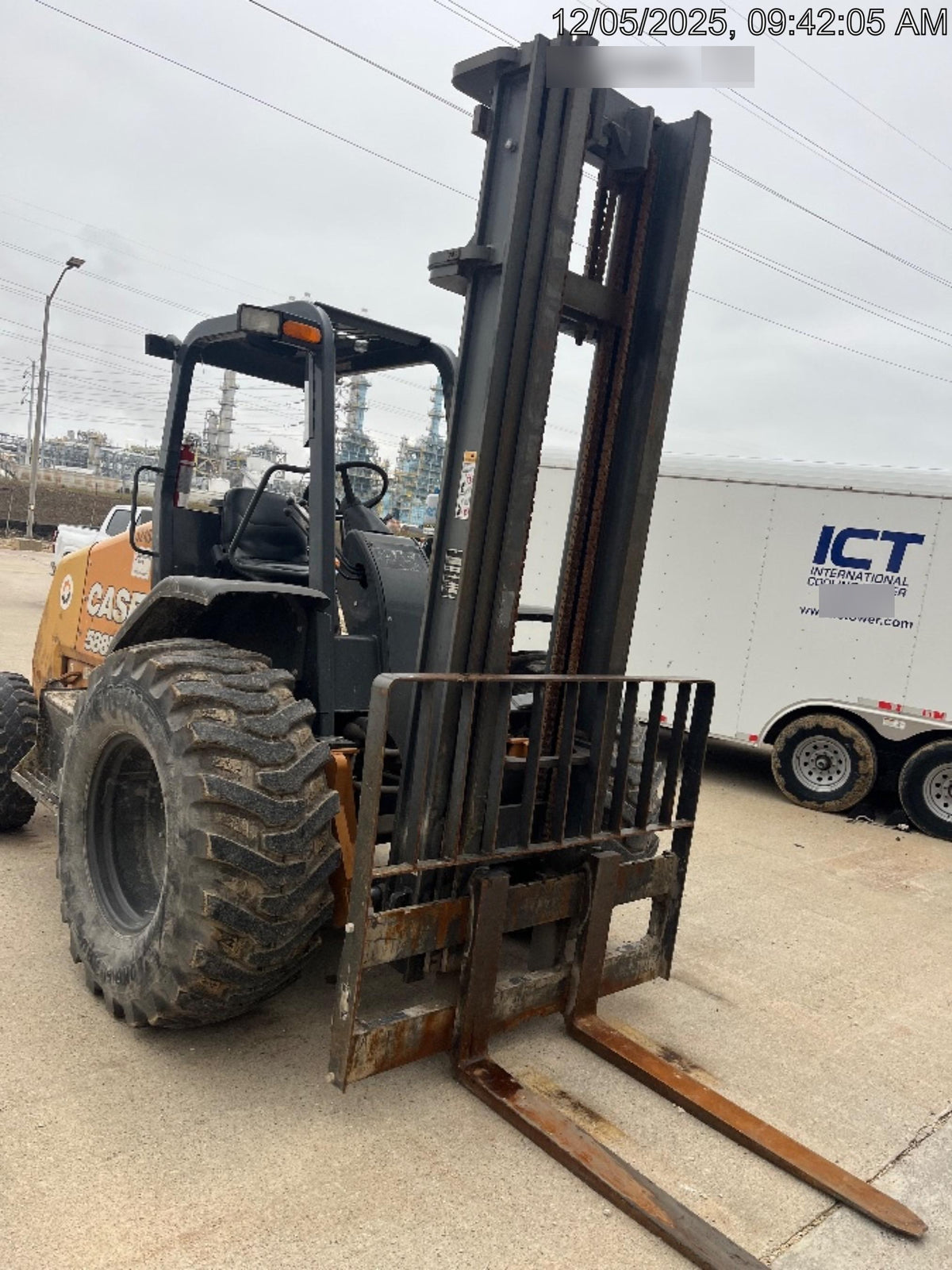 2018 CASE 588H