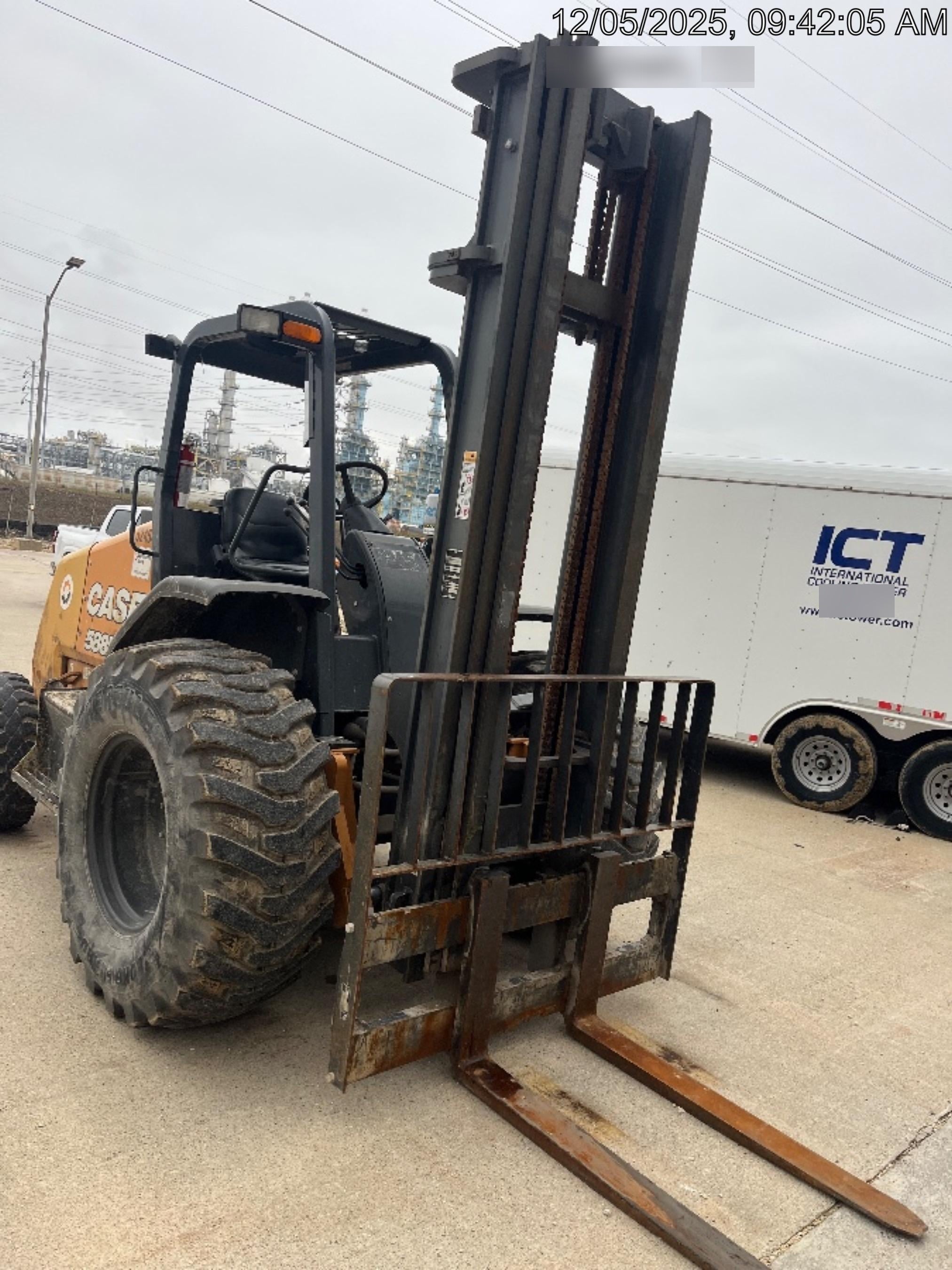 2018 CASE 588H