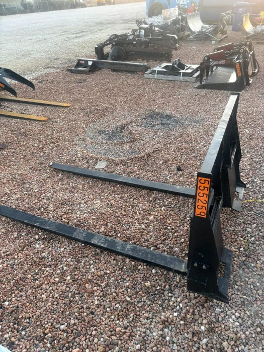 2025 ARROW MATERIAL HANDLING F5100CB - 72"