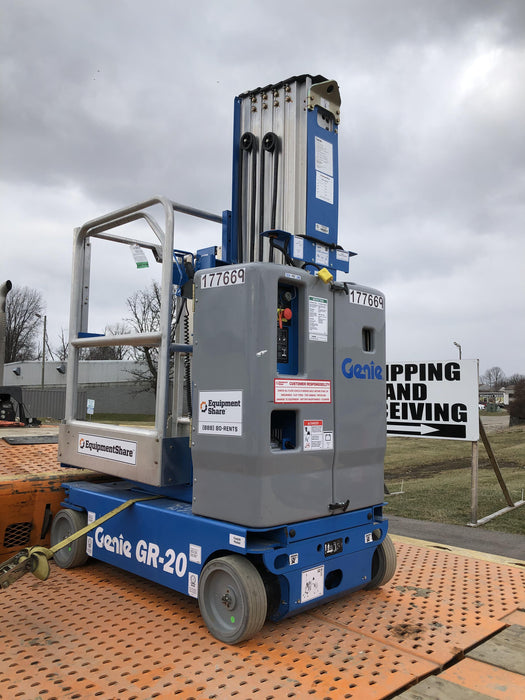 2021 GENIE GR-20