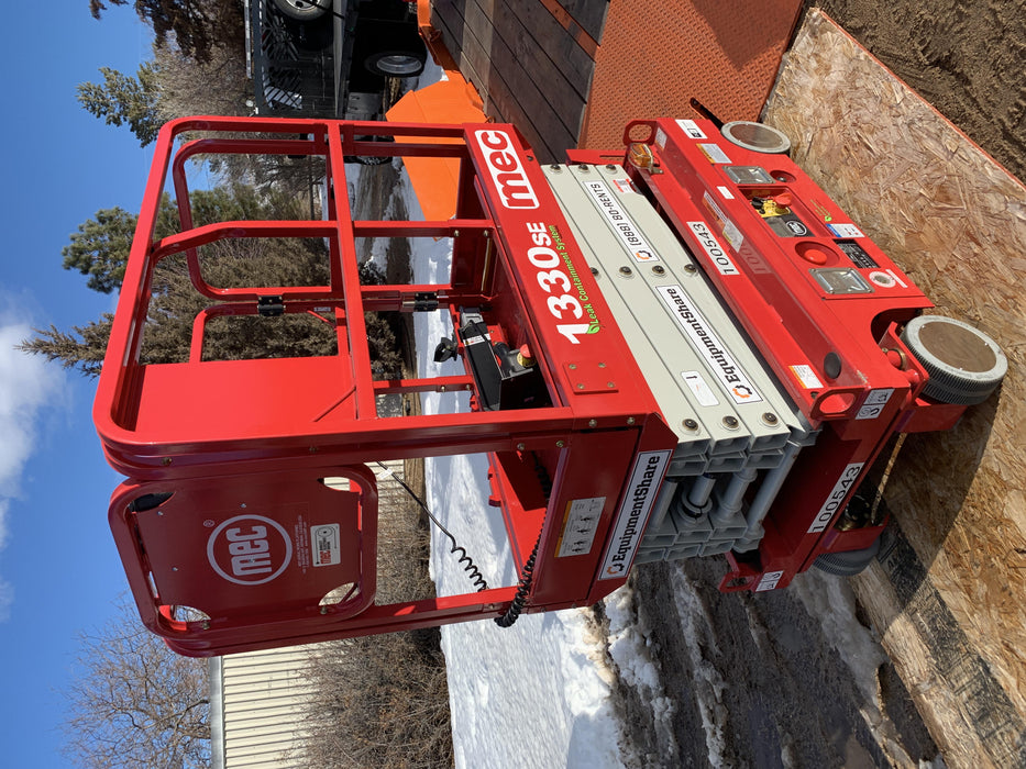 2020 MEC 1330SE Solid NM Tires, Steel Swing out Doors, LCS, Beacon, 900W Invertor