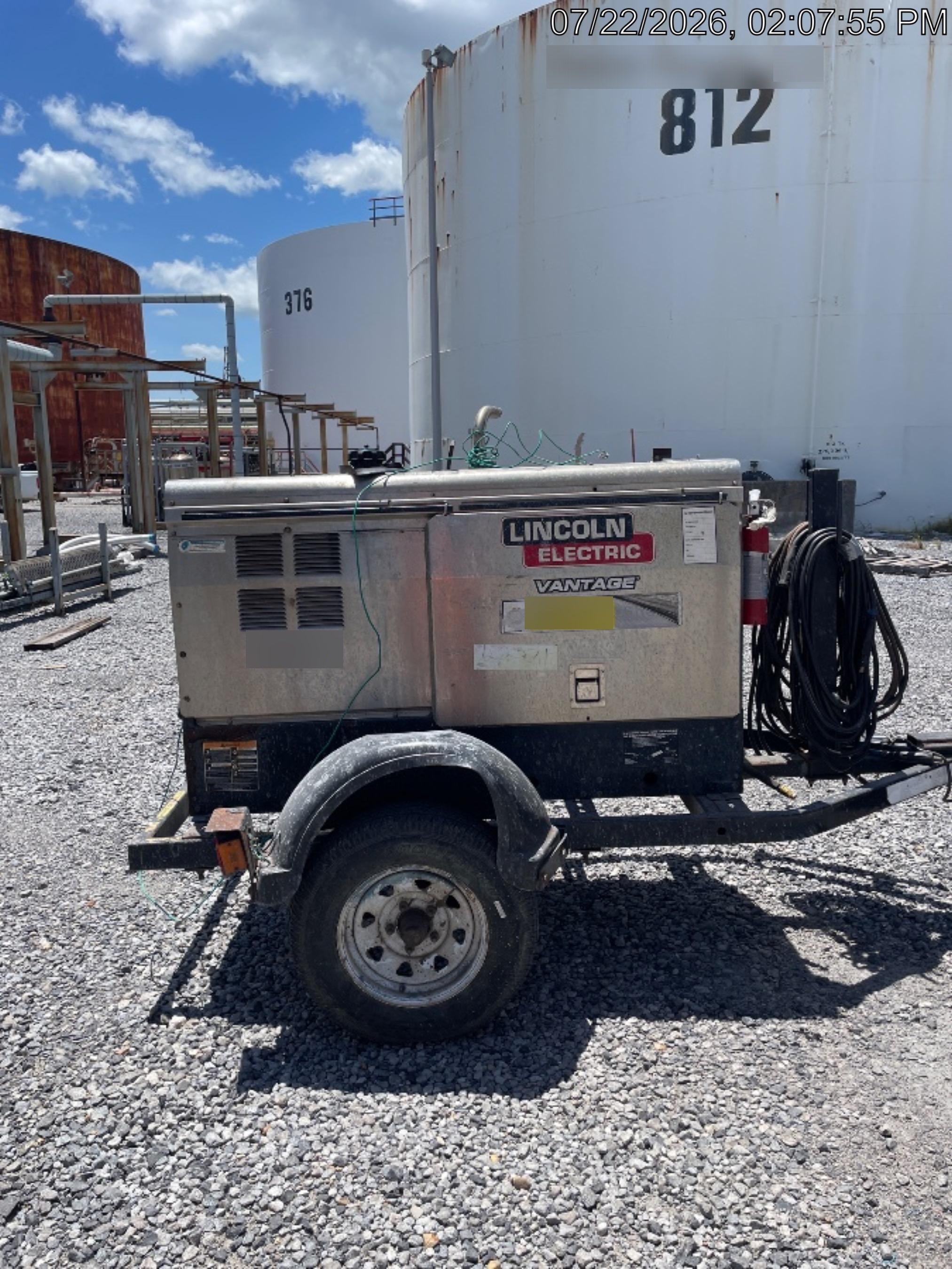 2019 Lincoln Electric Vantage 322 Welder Ready-Pak 3, Two wheel trailer, Fender and Light kit, Cable Rack