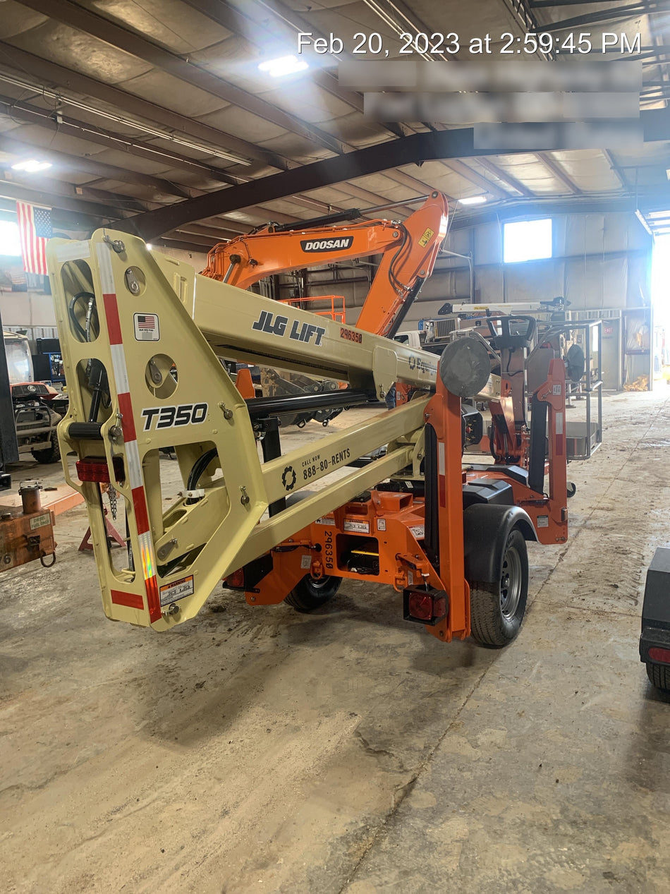 2023 JLG T350