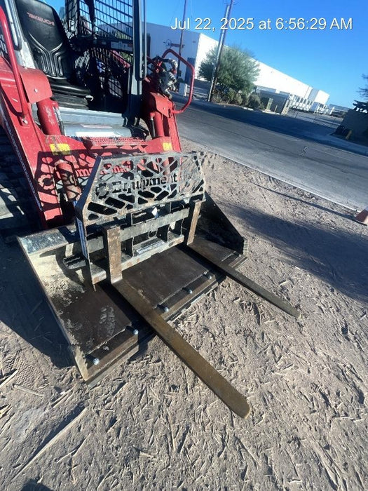 2021 PALADIN 48" Pallet Forks - Paladin