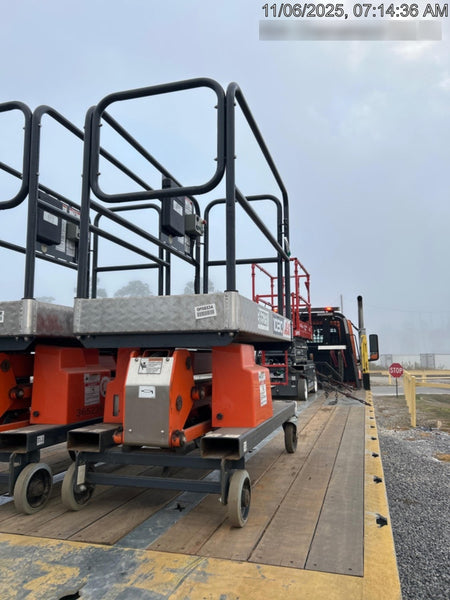 2023 JLG 1030P
