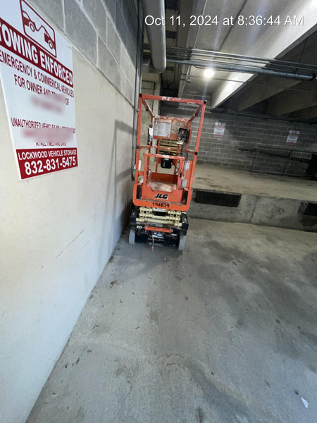 2021 JLG ES1330L