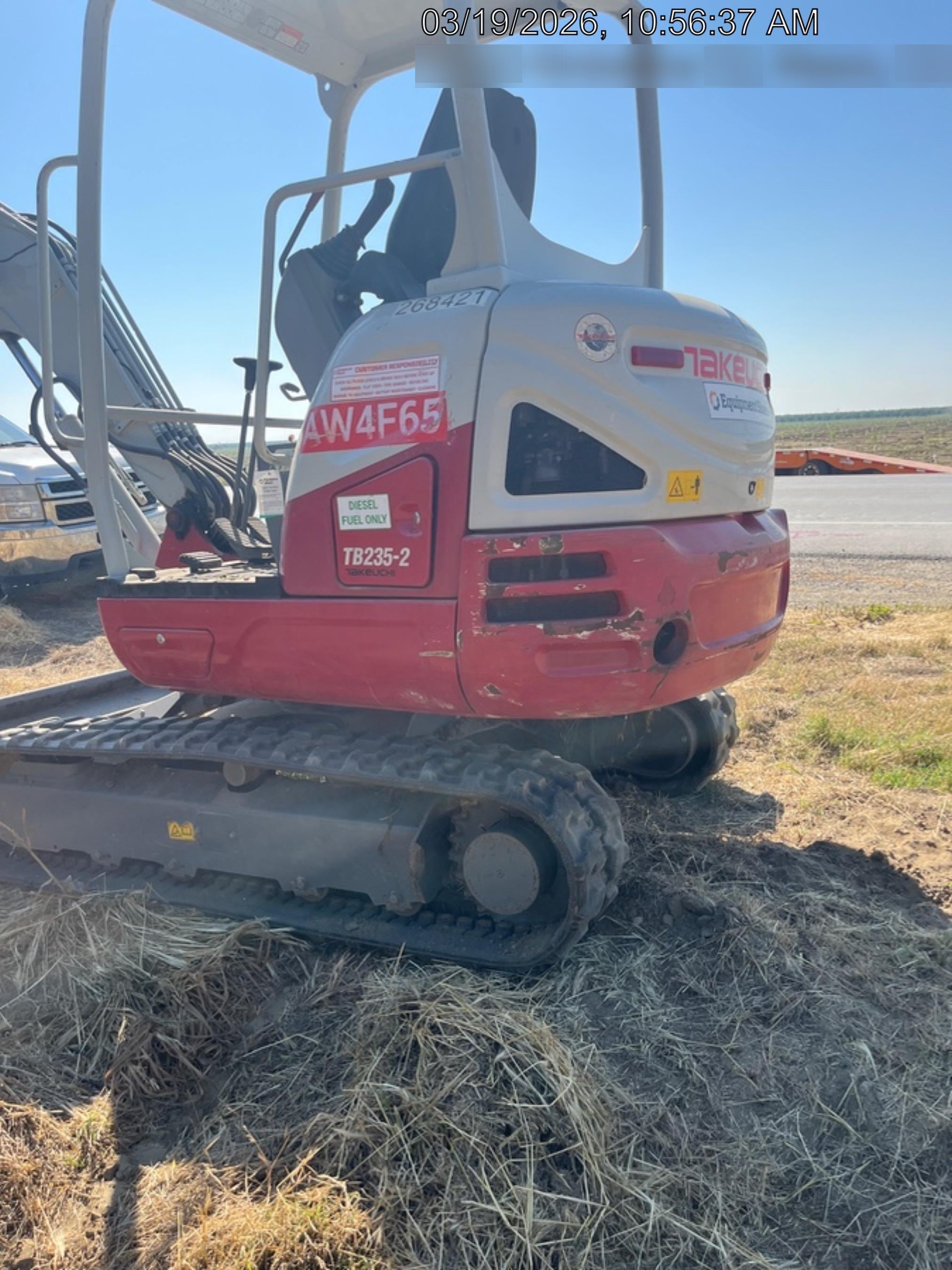 2022 TAKEUCHI TB235-2R