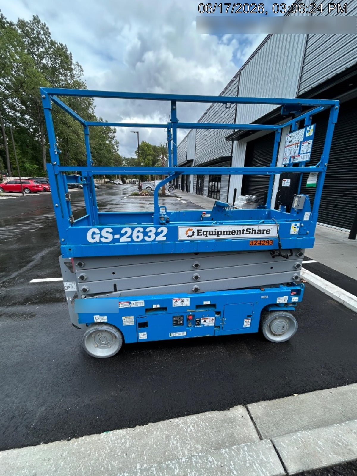 2023 GENIE GS-2632