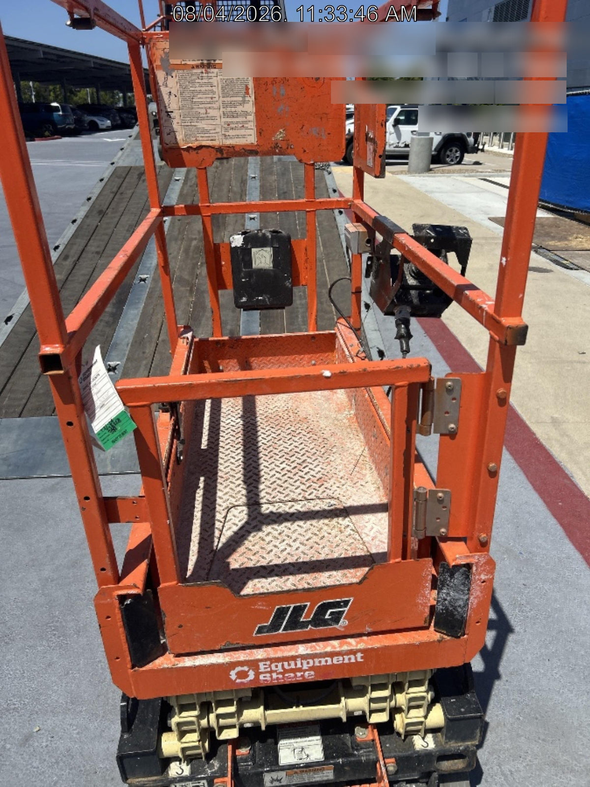 2022 JLG ES1330L