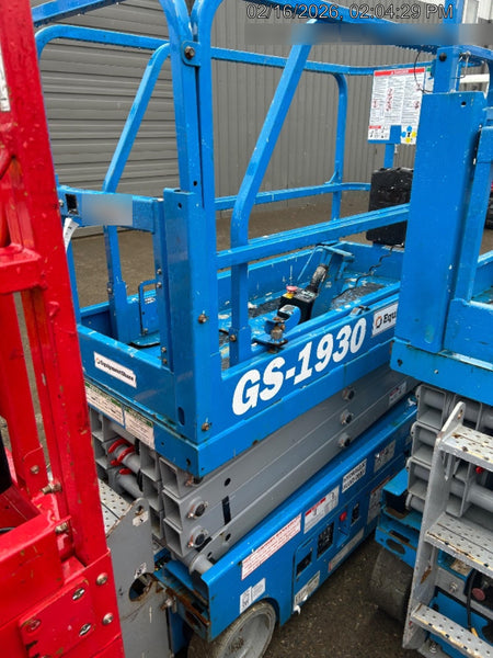 2019 Genie GS-1930 Half Height Swing Gate, 800W Inverter