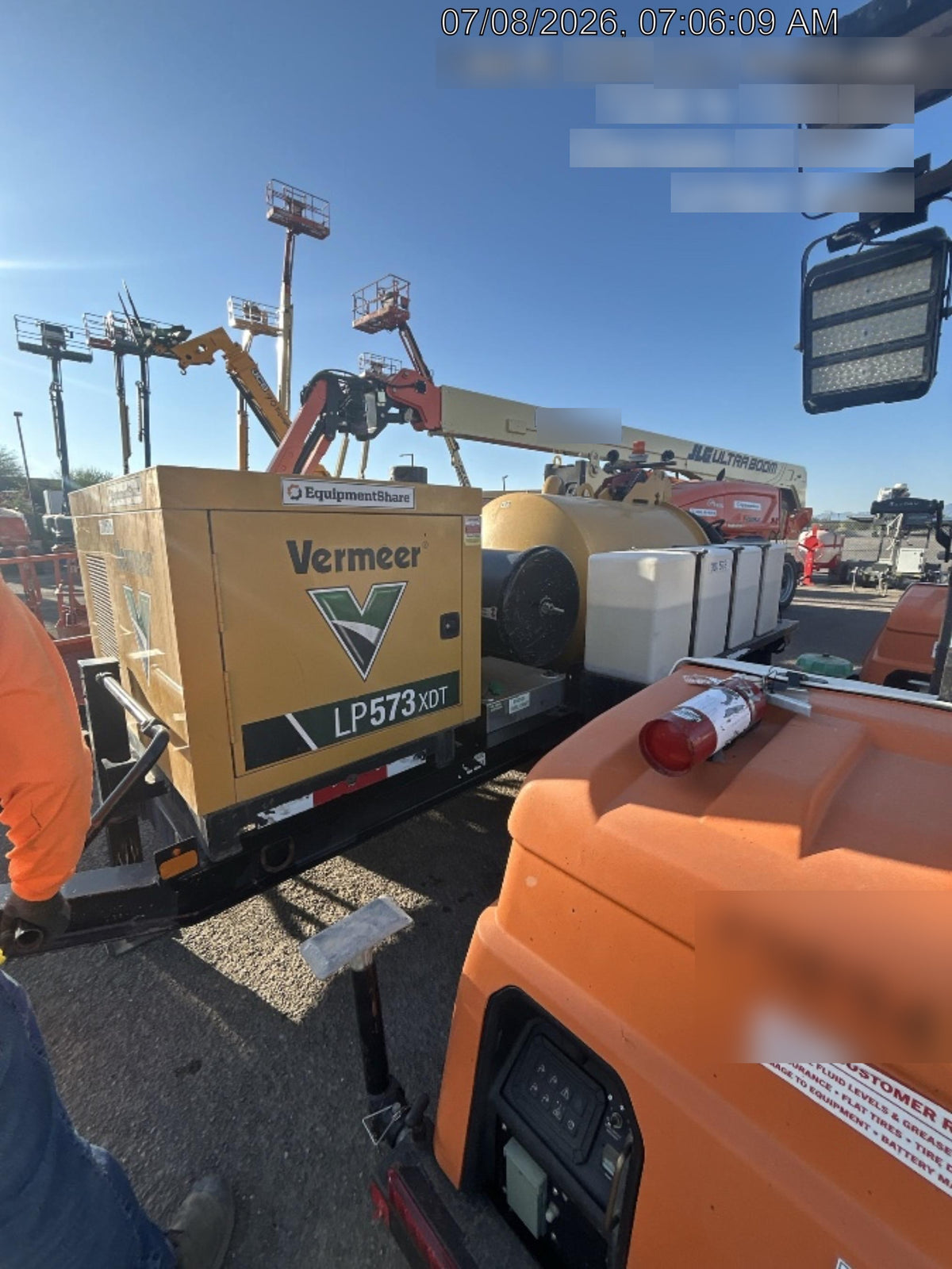 2023 VAC-TRON LP573XDT