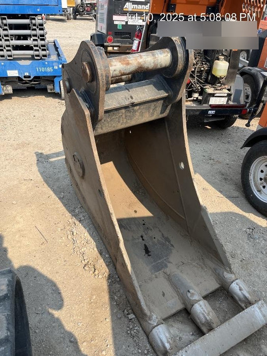 2021 GEITH 24" HD Bucket - Geith