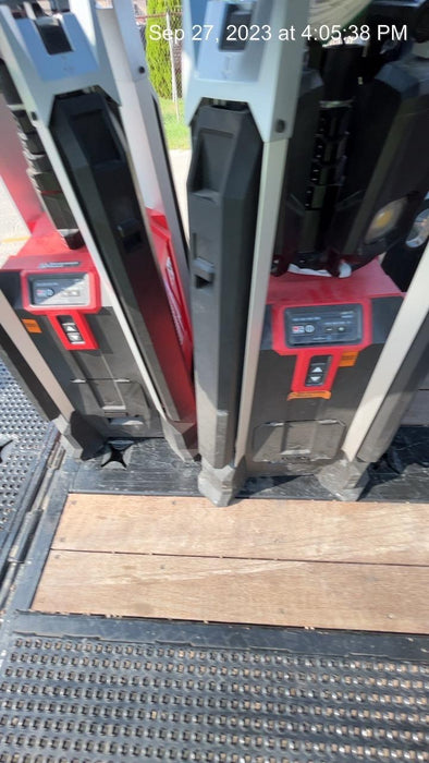 2022 MILWAUKEE MXF041-1XC