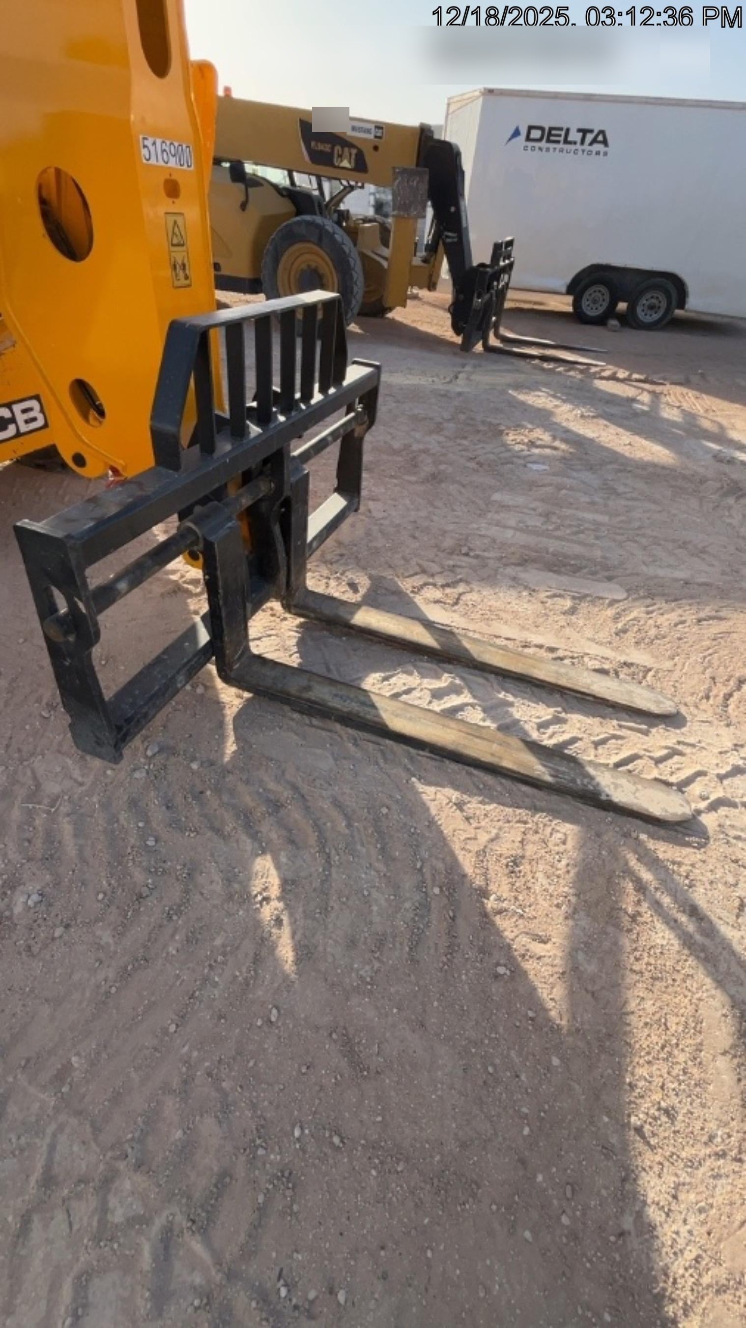 2025 JCB 512-56