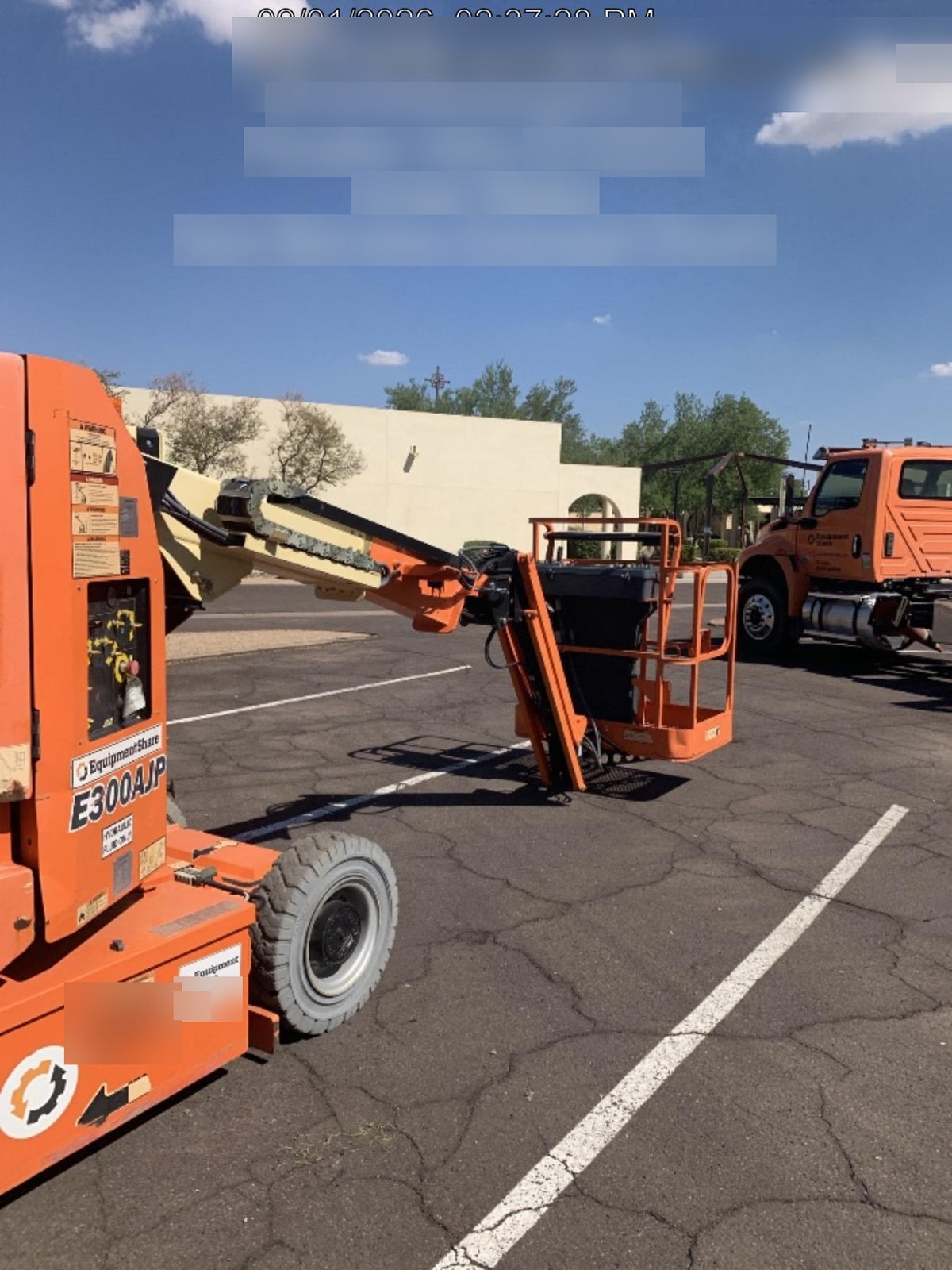 2019 JLG E300AJP