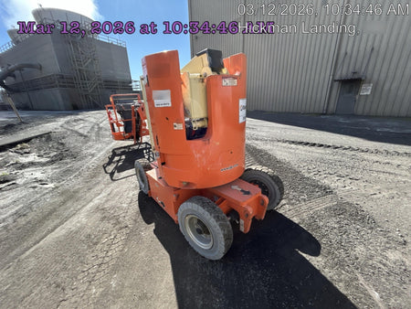 2019 JLG E300AJP