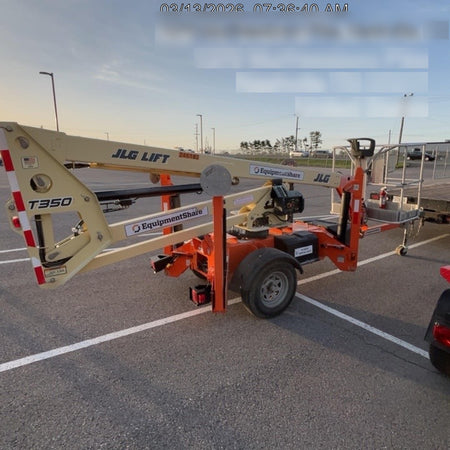 2022 JLG T350