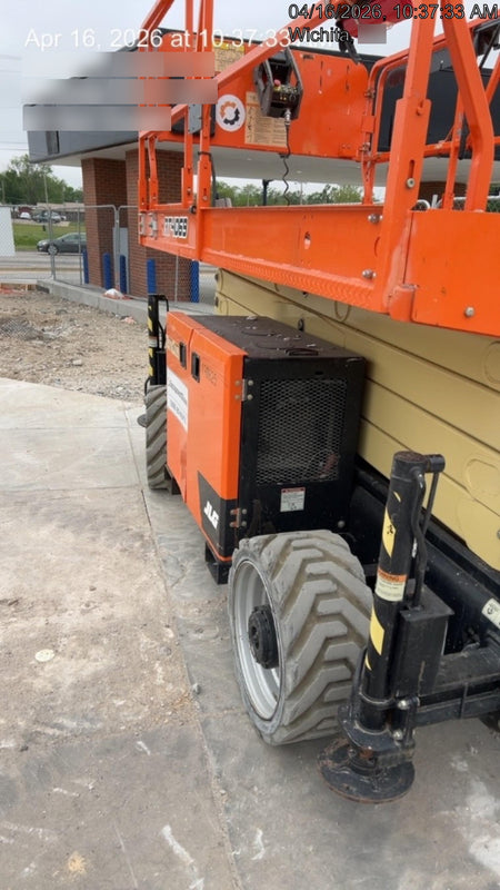 2021 JLG RT4069