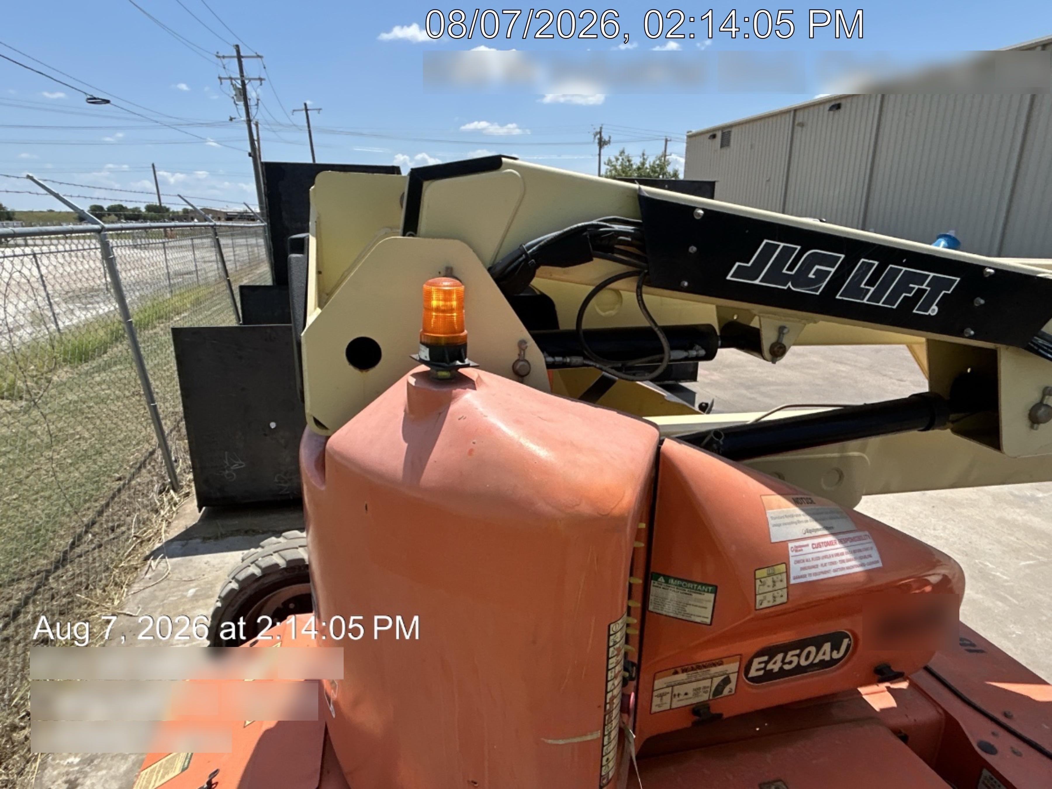 2019 JLG E450AJ