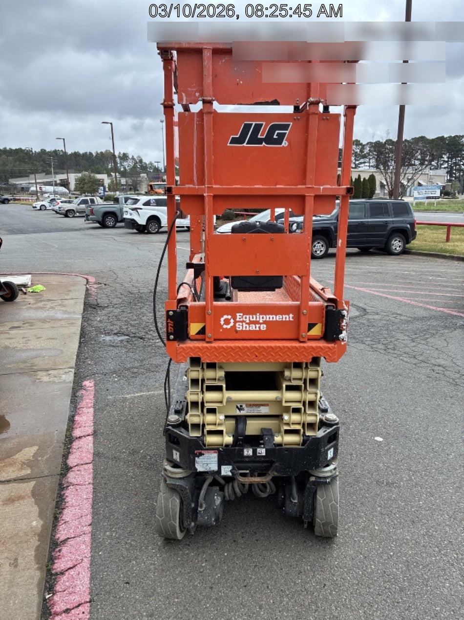 2022 JLG ES1932