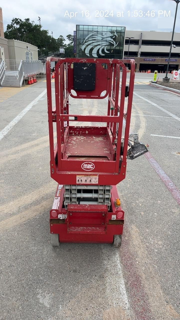 2019 MEC 1330SE MEC 1330SE w/ES Track Hardware, Full Extended 2 Year Warranty