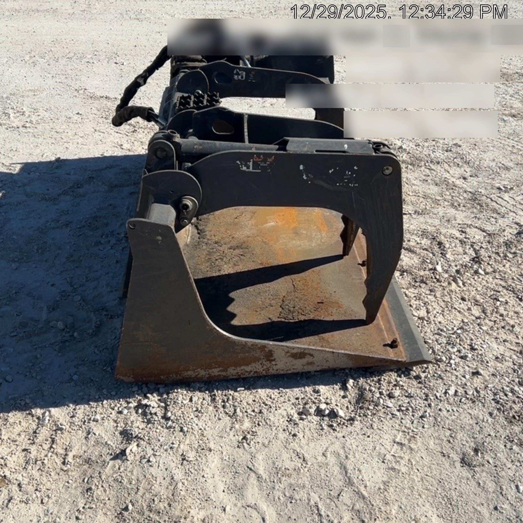 2019 PALADIN 76" Scrap Grapple Bucket - Paladin