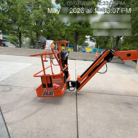 2019 JLG E450AJ